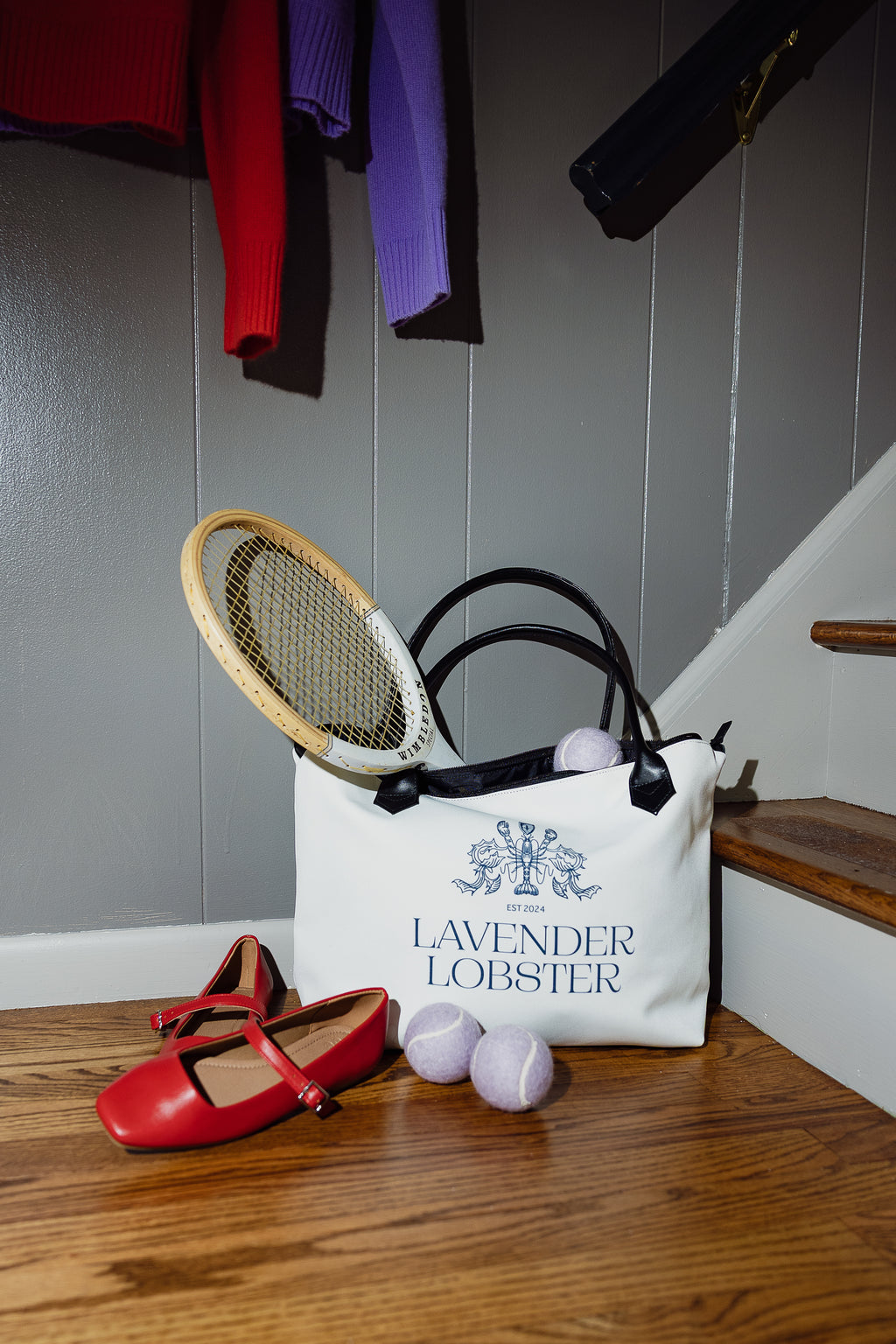 The Lobster Boat Tote in woven canvas with crest embroidery, front view